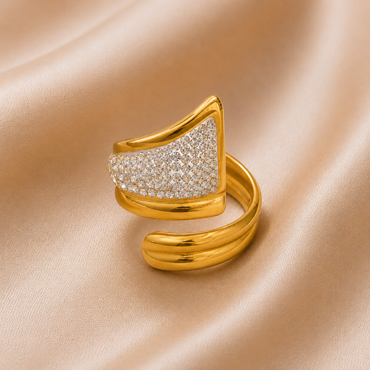 Anillo Ajustable con Circones